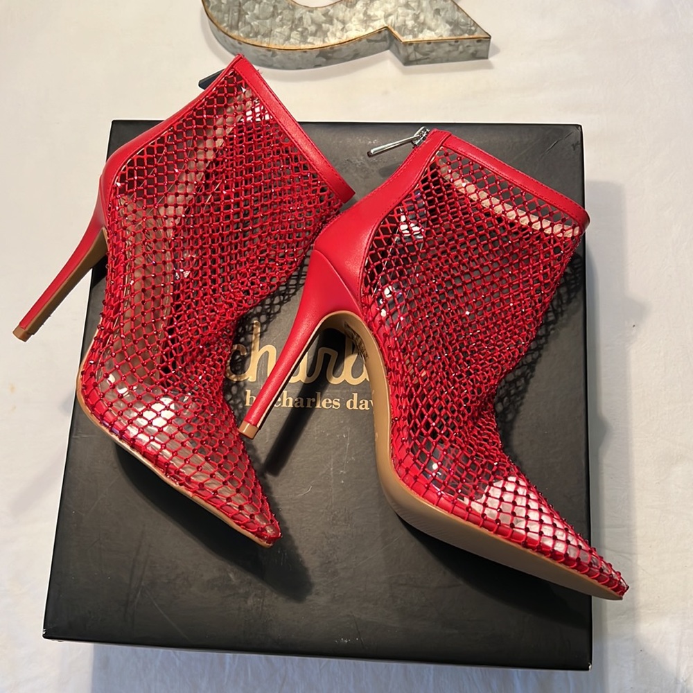 Charles By Charles David Sz 7 With 4 In Heels Red - image 4